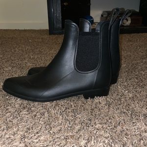 Chelsea Rain boots